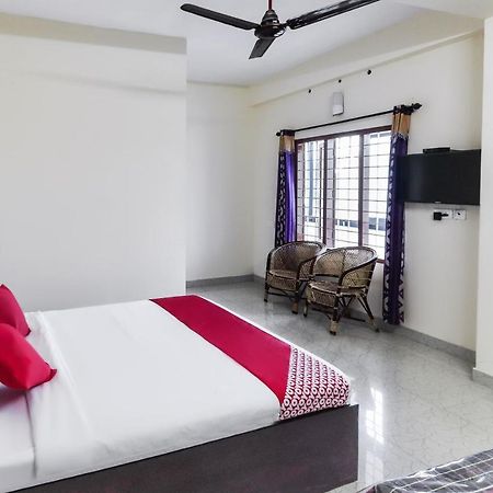 Oyo 49244 Green Castle Residency Hotell Nedumkandam Exteriör bild