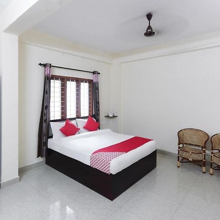 Oyo 49244 Green Castle Residency Hotell Nedumkandam Exteriör bild