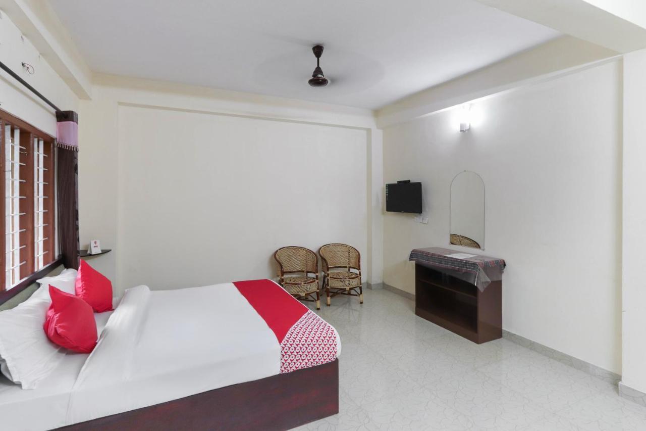 Oyo 49244 Green Castle Residency Hotell Nedumkandam Exteriör bild