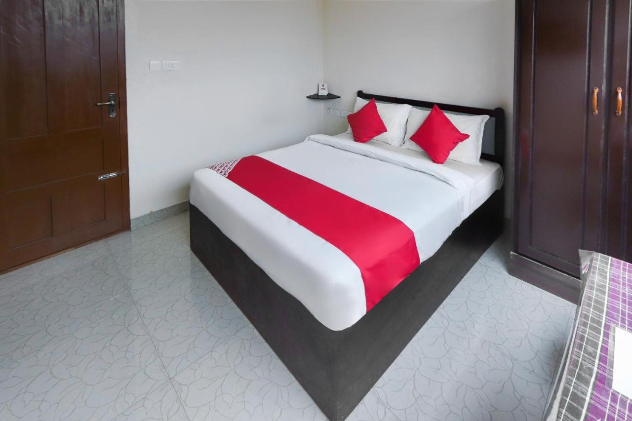 Oyo 49244 Green Castle Residency Hotell Nedumkandam Exteriör bild