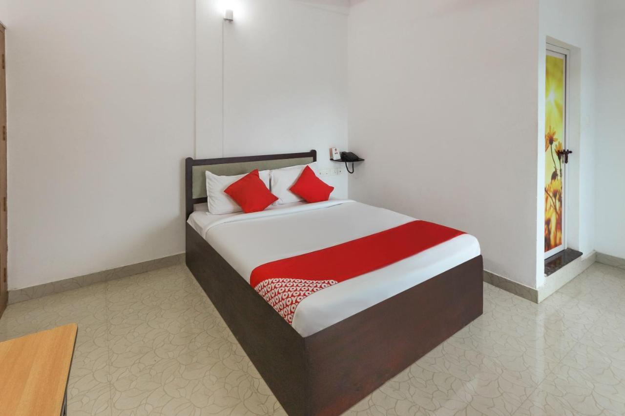 Oyo 49244 Green Castle Residency Hotell Nedumkandam Exteriör bild